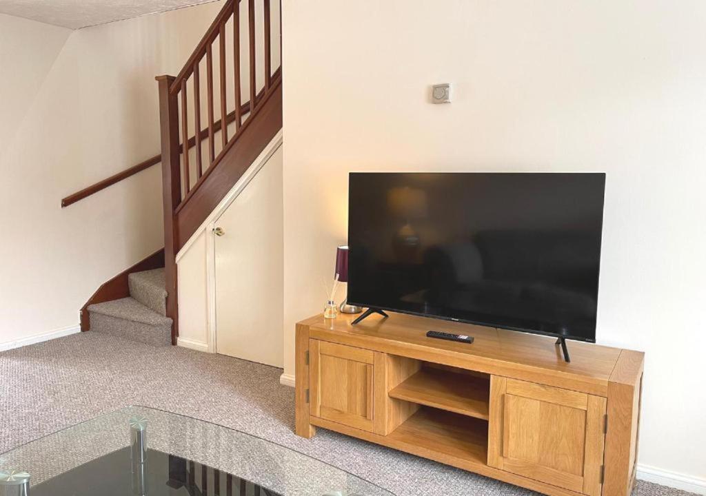 Ashford Holiday Home Smithy Drive Sleeps 5 Free Wifi And Vehicle Parking Kingsnorth 외부 사진