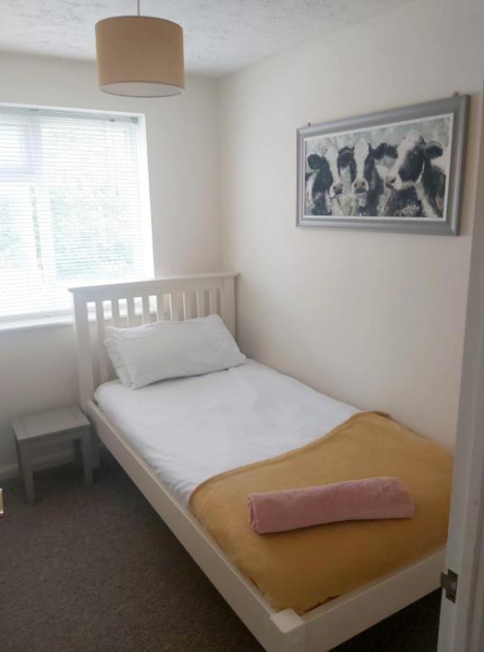Ashford Holiday Home Smithy Drive Sleeps 5 Free Wifi And Vehicle Parking Kingsnorth 외부 사진